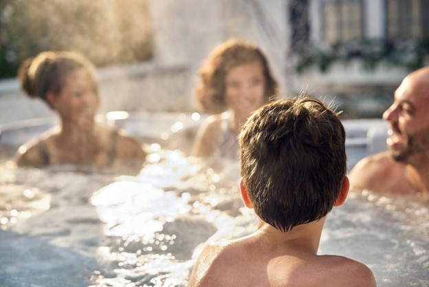 4-person Hot Tubs: Relax and Enjoy with Friends and Family